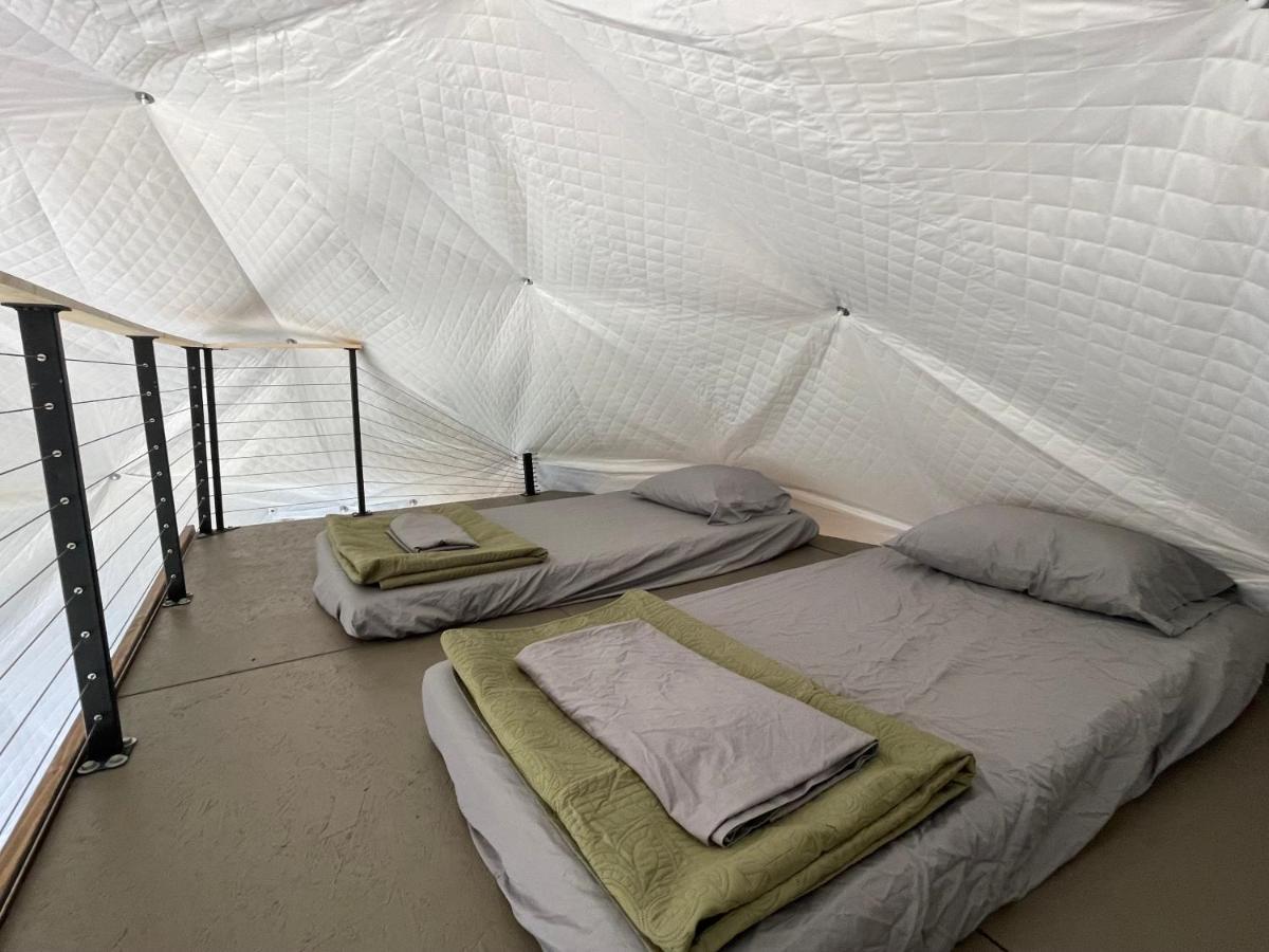 Canyon Rim Domes - A Luxury Glamping Experience!! Monticello Buitenkant foto