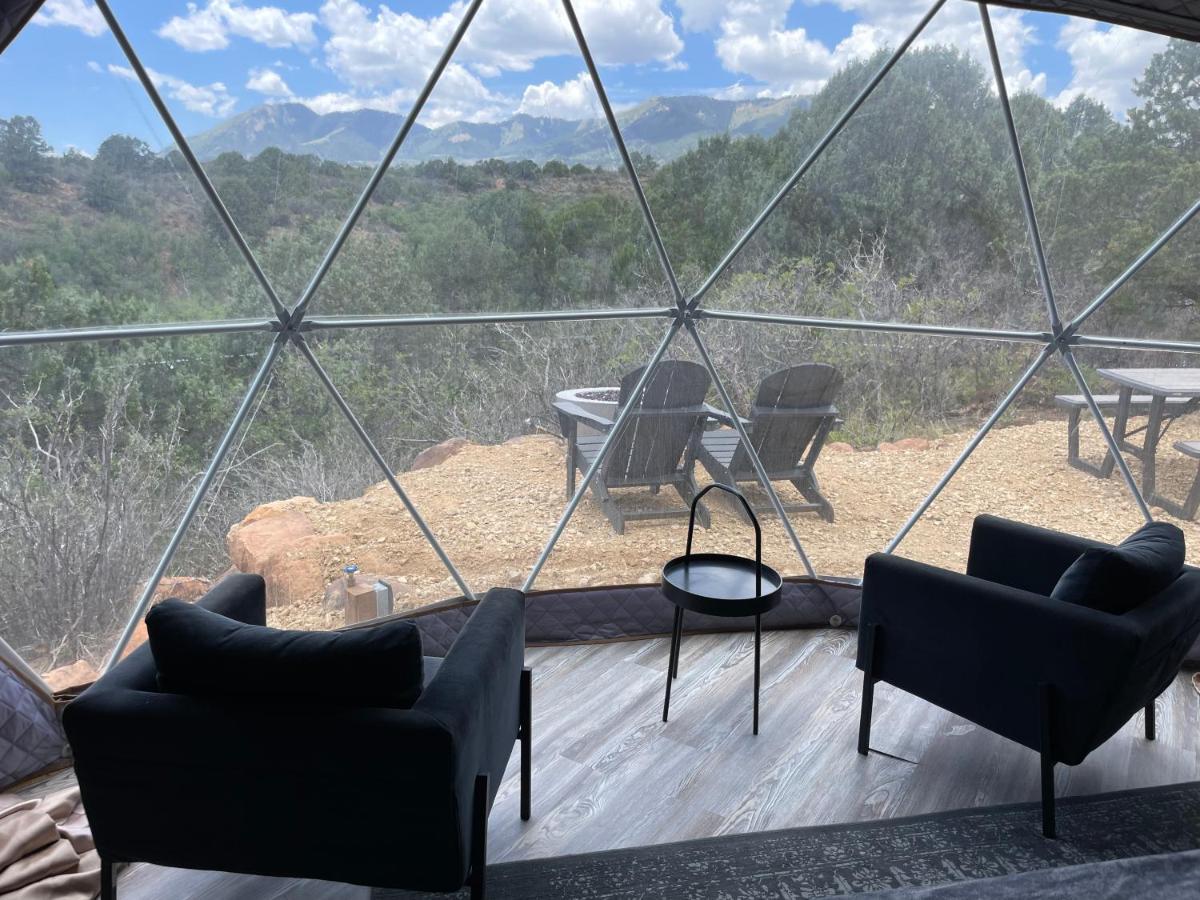 Canyon Rim Domes - A Luxury Glamping Experience!! Monticello Buitenkant foto