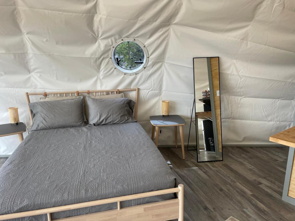 Canyon Rim Domes - A Luxury Glamping Experience!! Monticello Buitenkant foto