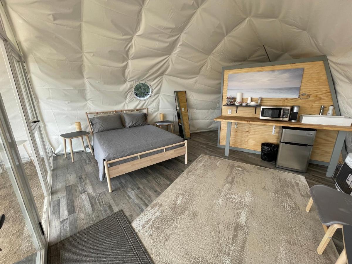 Canyon Rim Domes - A Luxury Glamping Experience!! Monticello Buitenkant foto